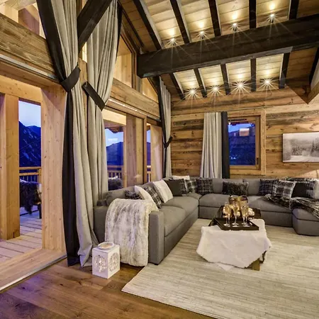 Chalet Verbier: Cozy Comfort Amidst Stunning *